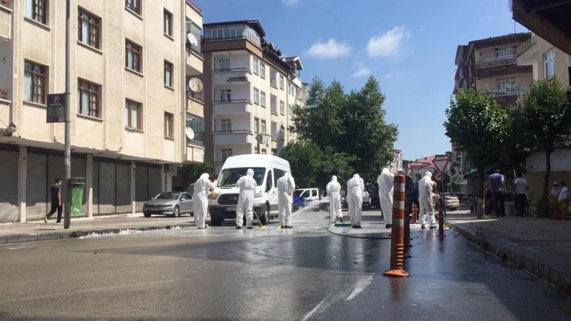 Altınordu Belediyesi selin izlerini siliyor
