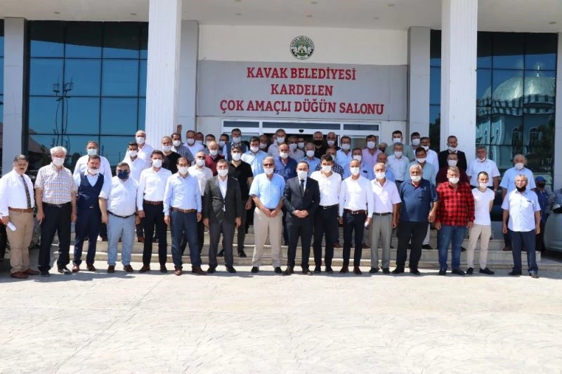 Başkan Sarıcaoğlu: “Sen, ben demeden hizmeti eşit ulaştırıyoruz”
