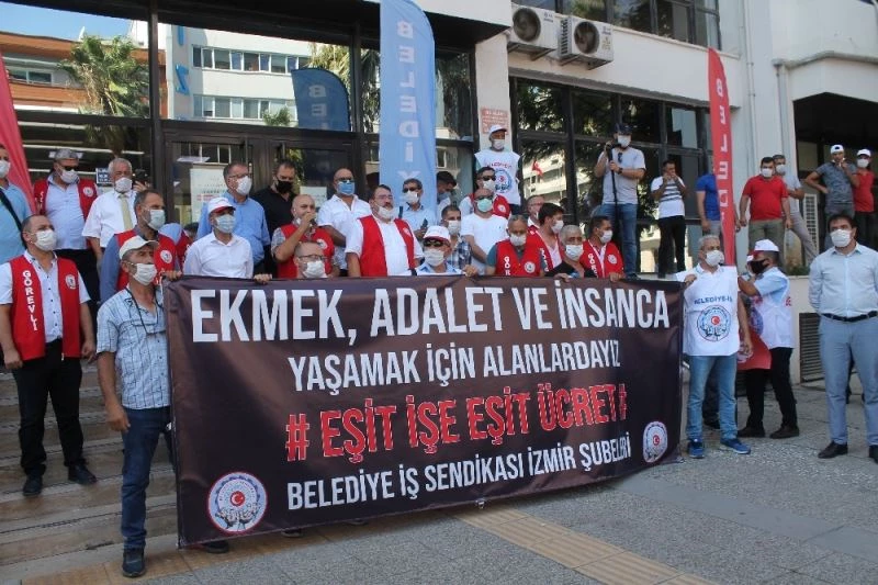 İzmir Büyükşehire grev kararını astılar
