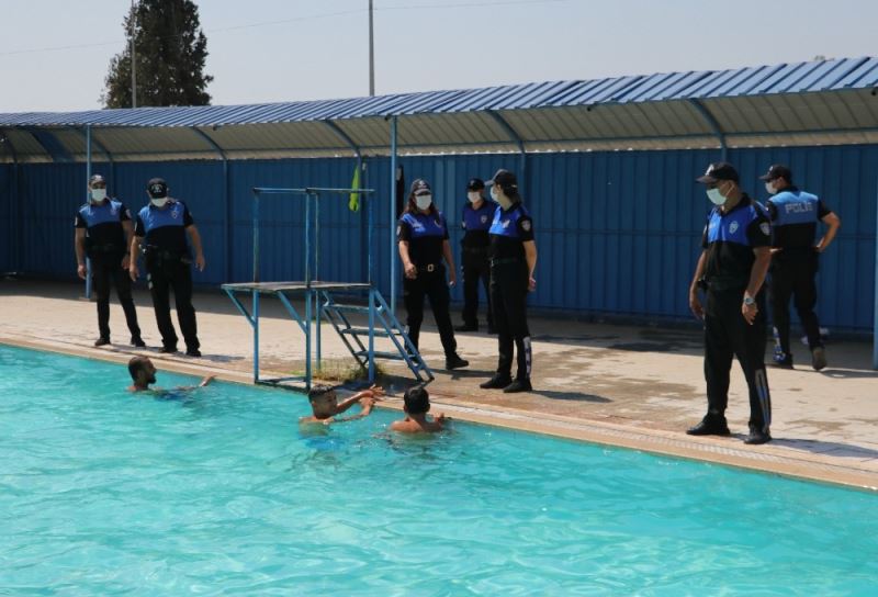 Sulama kanalından yüzme havuzuna
