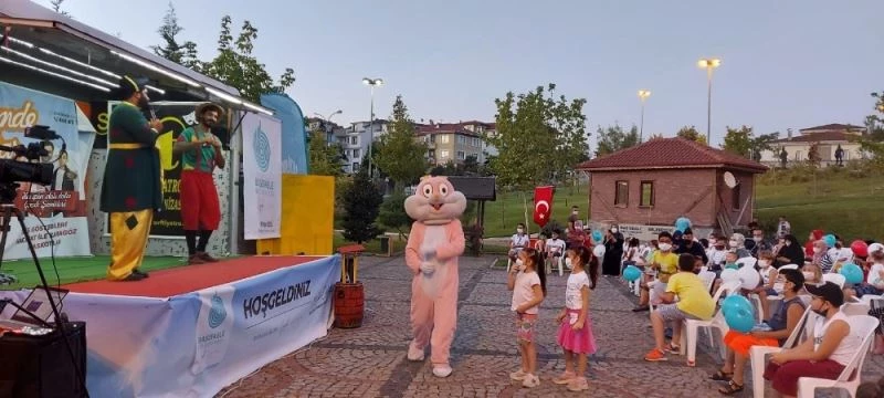 “Mahallemde Şenlik Var” ekibi Fatih Sultan’da
