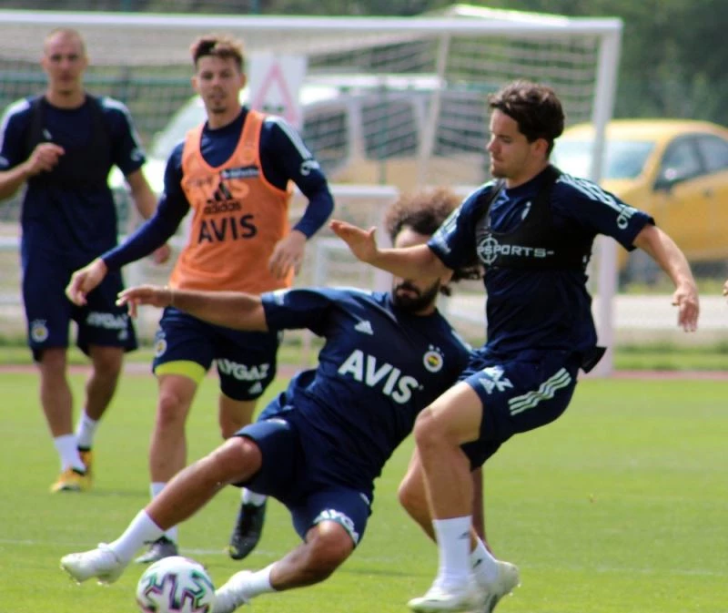 Ferdi Kadıoğlu hırsıyla dikkat çekti
