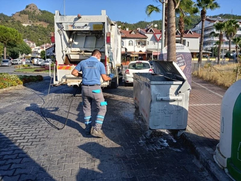 Başkan Oktay, “Geleceğimizi çöpe atmayalım”
