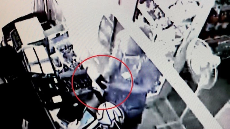 ‘Tırnakçılık’ yöntemi ile kasiyeri saniyeler içinde böyle dolandırdılar
