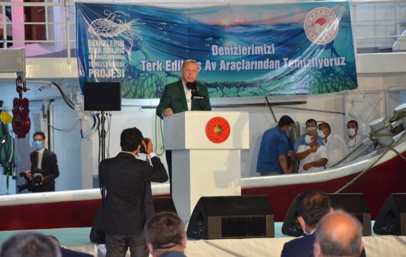 Cumhurbaşkanı Erdoğan: “Akdeniz ve Ege’de korsanlığa, haydutluğa asla eyvallah etmeyiz”
