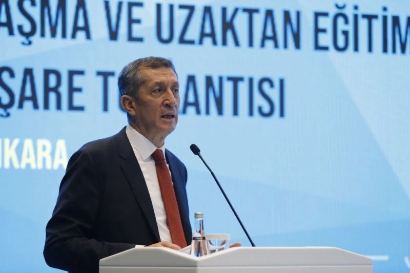 Milli Eğitim Bakanı Selçuk: 