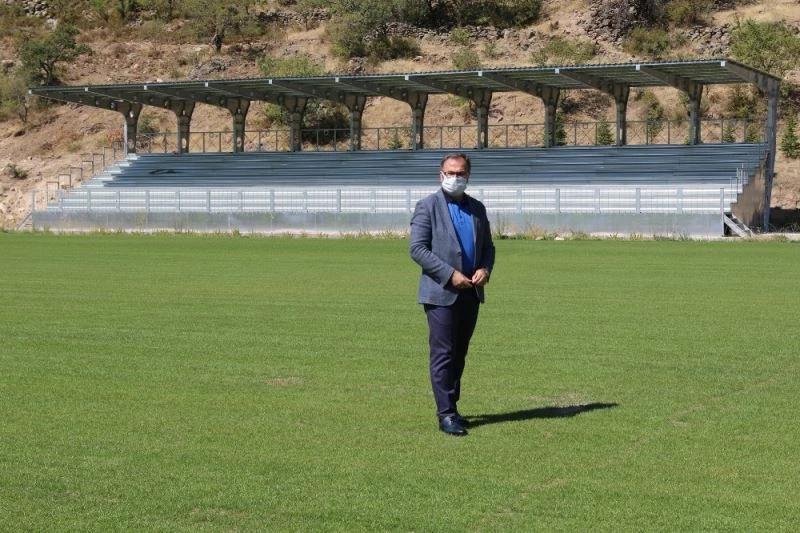 Başkan Özdoğan: “Hacılar yemyeşil bir sahaya kavuştu”
