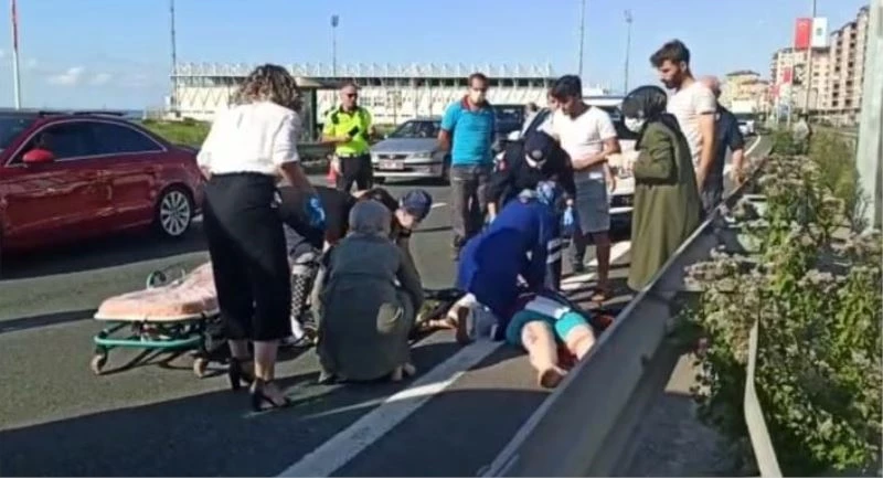 Minibüsün çarptığı kadını hayata döndürmek için yoğun çaba harcadılar ama...
