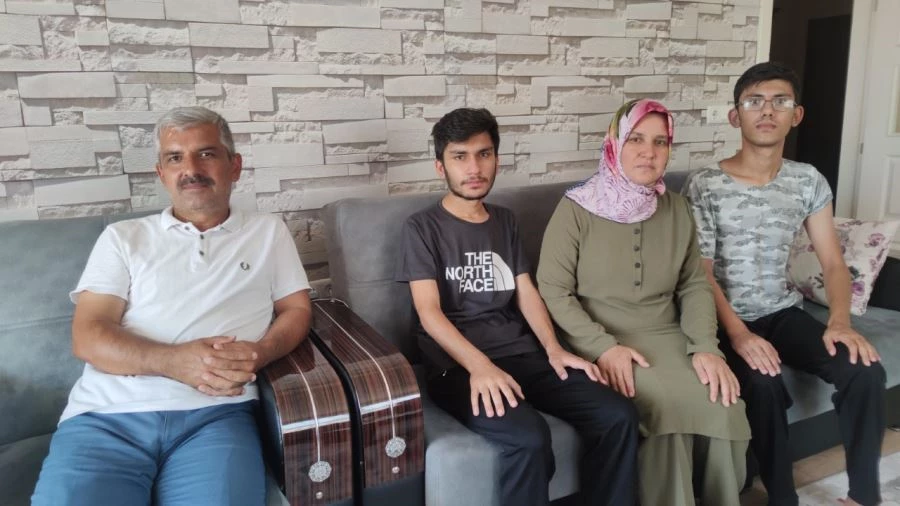 YKS BİRİNCİSİ EVLEKSİZ, HEMŞEHRİSİ BAHÇELİ