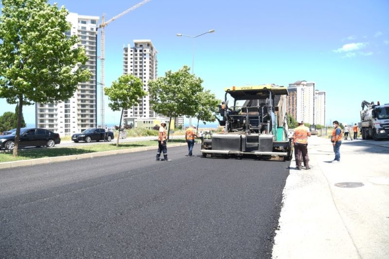 Hedeflenen 1100 kilometrelik yolun yarısı tamamlandı
