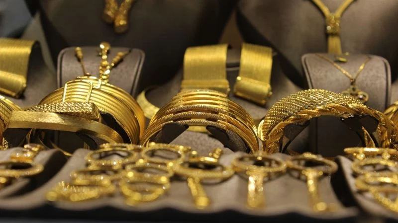 Kuyumculardan ’Aklı olan altınını bozdurmasın’ uyarısı
