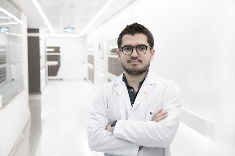 Uzm. Dr. Onur Çapkan: “Yaş aldıkça vücudumuzda doğal kolajen üretimi azalır”
