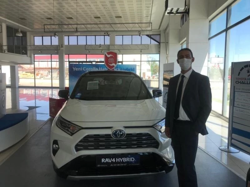 Plazalarda ikinci el araç tepkisi: “2018 model bir otomobil şu an sıfırından daha yüksek fiyata satılıyor”
