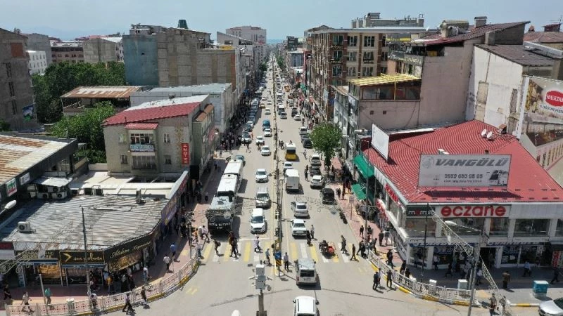 Van Büyükşehir Belediyesi Maraş Caddesi’ni yenileyecek
