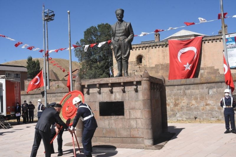 Bitlis’in düşman işgalinden kurtuluşunun yıldönümü etkinlikleri
