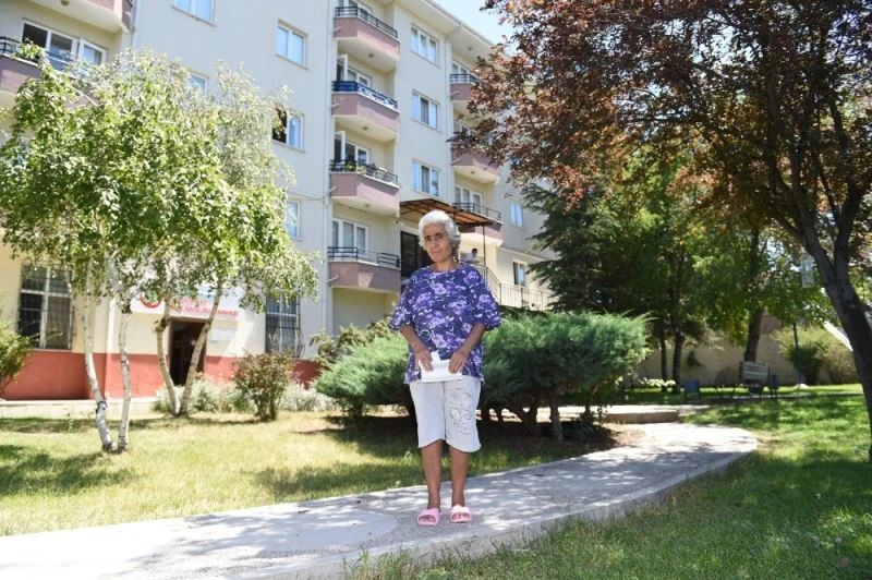 Barakadan yepyeni bir hayata
