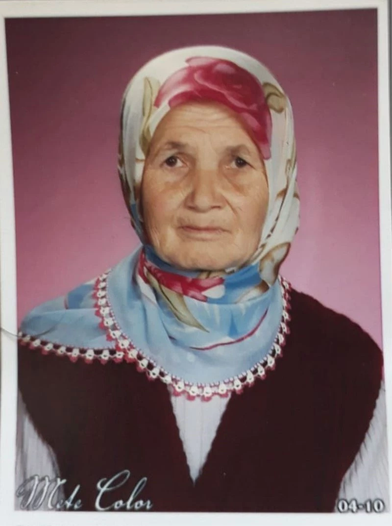 Dolaşmaya çıkan yaşlı kadın dağ yolunda bulundu
