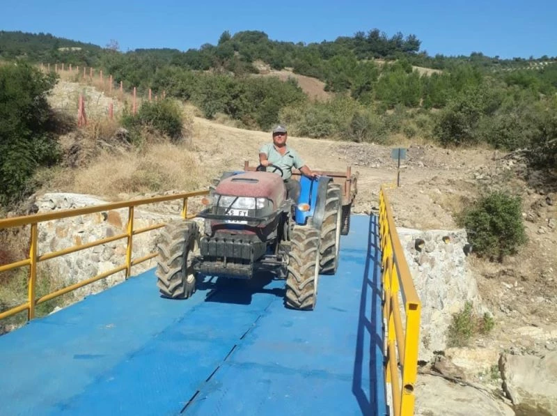 Soma’da çiftçilerin tehlikeli yolculuğunu bitiren çalışma
