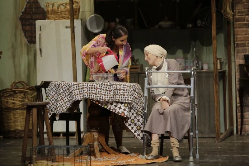 Pulitzer ödüllü Kadife Çiçekleri Antalyalılarla buluşacak
