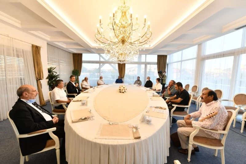 Başkan Köse, Alevi-Bektaşi kanaat önderleriyle biraraya geldi
