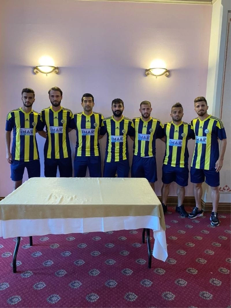 Tarsus İdman Yurdu kadrosunu 7 oyuncuyla güçlendirdi
