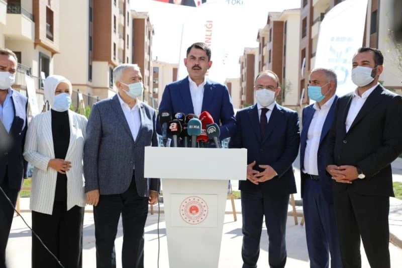 Bakan Kurum: Elazığ ve Malatya’da yapılan işlerin mali tutarı yaklaşık 7 milyar lirayı buluyor”
