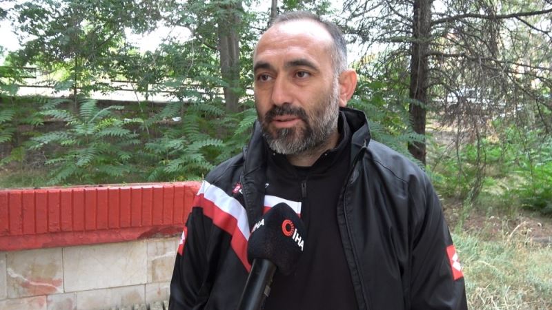 Kırıkkale BA Teknik Direktörü Kara: “Takımımızı iyi bir seviyeye taşıyacağız”

