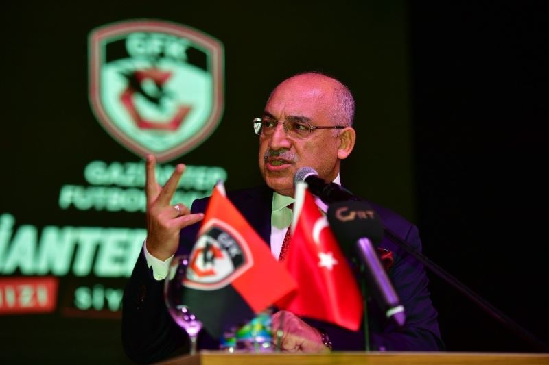 Mehmet Büyükekşi: 