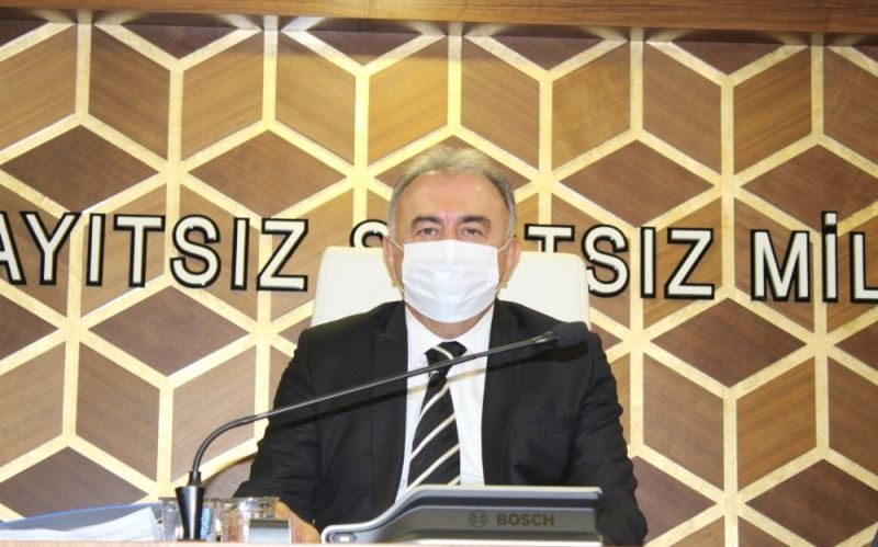 Büyükşehir Belediye Başkan Vekili Mehmet Hacıarifoğlu:   “Başkan Böcek’in durumu geçen günlere göre daha iyiye gidiyor.