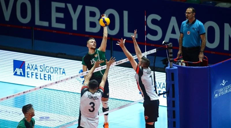 Efeler Ligi: Spor Toto: 2 - Bingöl Solhanspor: 3
