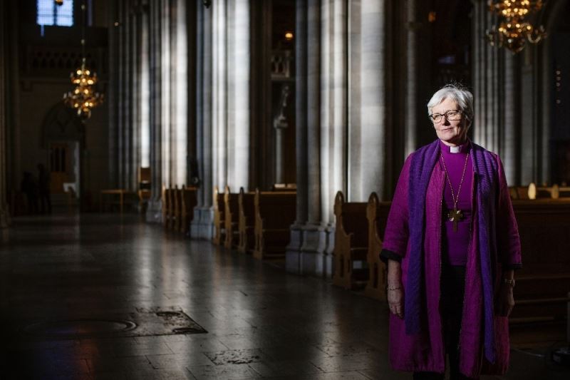 İsveç Kilisesi Başpiskoposu Jackelen’den Kuran’ı Kerim’in yakılmasına tepki
