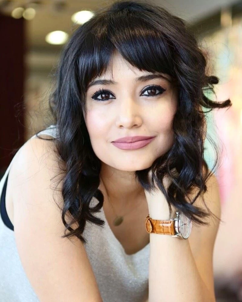 Nova Sposa, tasarımlarını geleneksel çizgiden kopmadan bugüne taşıyor
