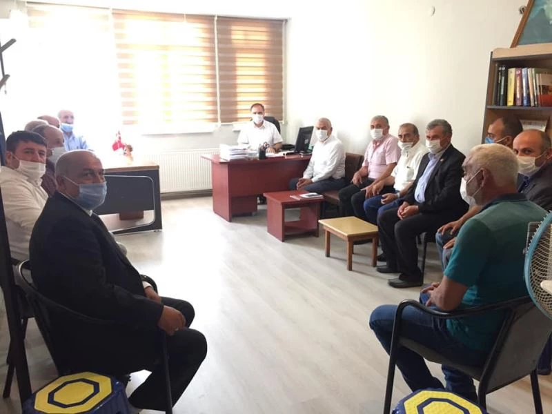 Kaymakam Türköz, muhtarlarla bir araya geldi
