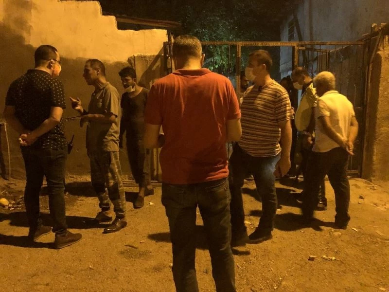 Fren kavgasını polisler saatlerce ayırmaya çalıştı
