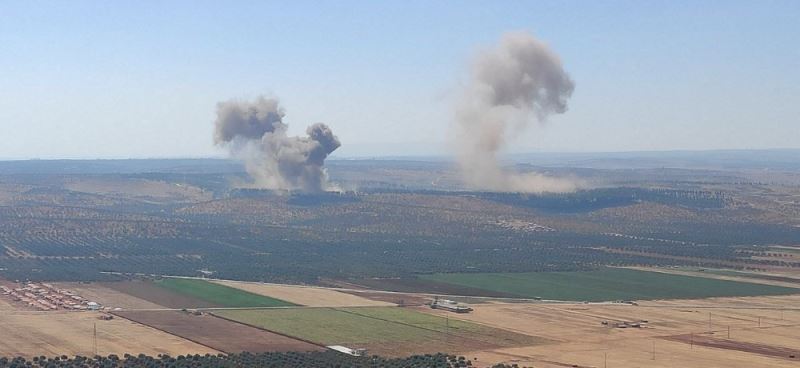 Rus savaş uçaklarından İdlib’e ağır hava saldırısı
