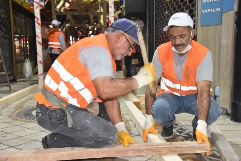 Kapanönü Çarşısı’nda tarihi değişim başladı
