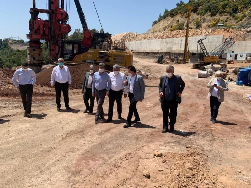 500 milyon TL bütçeli Kemer - Finike bölünmüş yolu 2022’de hizmete girecek
