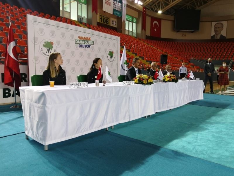 Mamak Belediye Başkanı Köse: “Gençlerimiz çok, umudumuz çok, geleceğe güvenle bakıyoruz”
