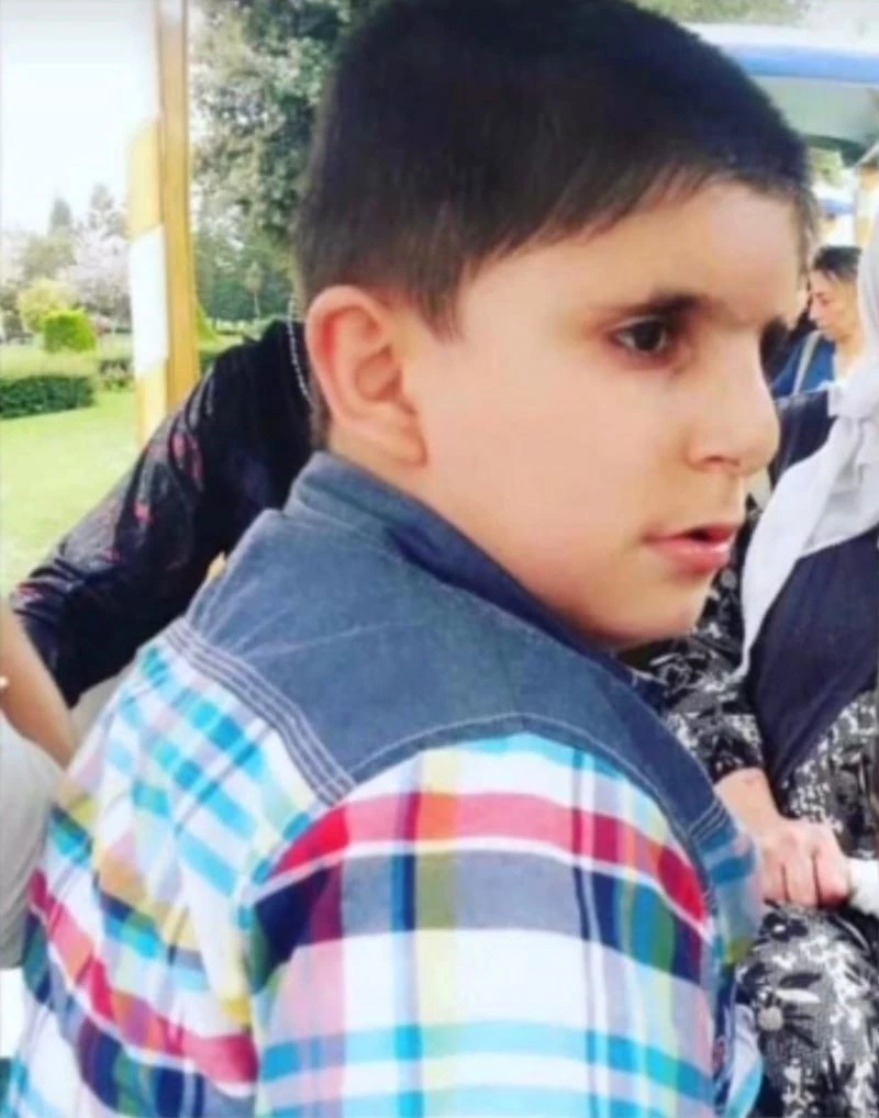 Nefes borusuna salatalık kaçan genç hayatını kaybetti
