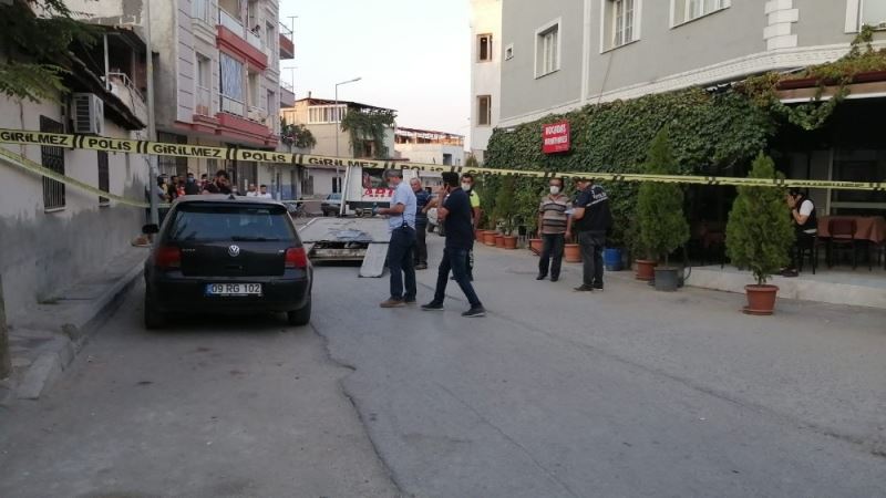 Turgutlu’da iki grup arasında silahlı çatışma: 1 ölü, 1 yaralı
