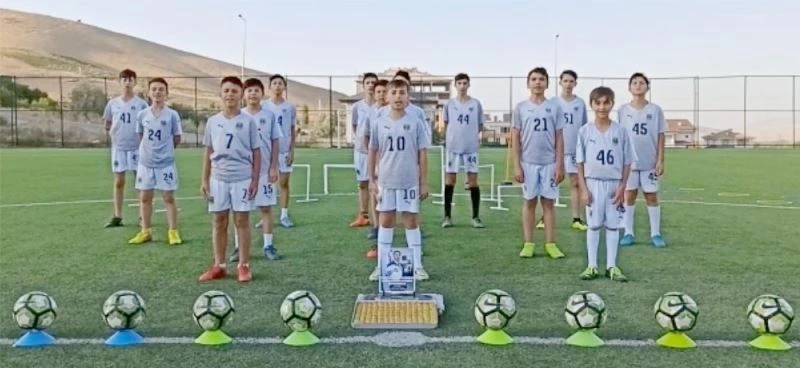 Murat Eskici’nin tatlı ikramına minik futbolculardan videolu teşekkür
