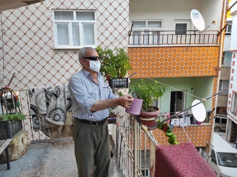 26 yıl önce iki gözünü ve bir bacağını kaybeden gazi 10 çocuğu ile hayata sımsıkı sarılıyor
