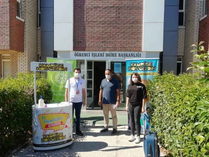 OMÜ ailesine katılan öğrencilere ‘hoş geldin’ karşılaması
