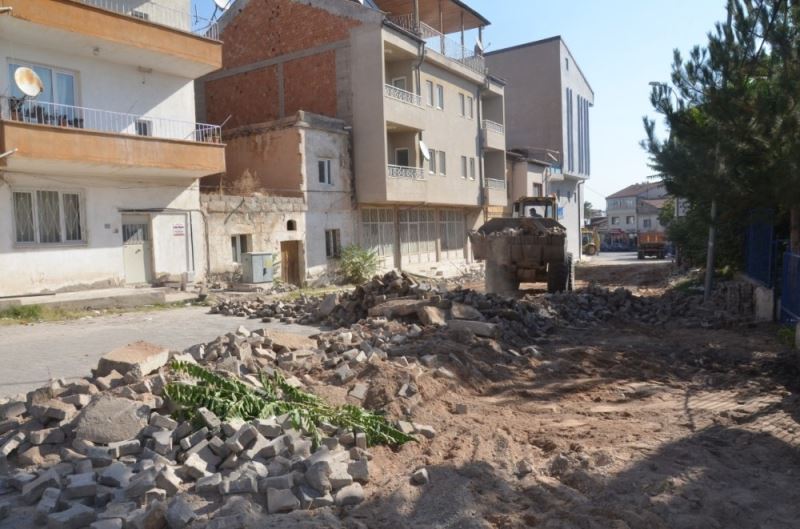 Gülşehir’de üstyapı çalışmaları tüm hızıyla devam ediyor
