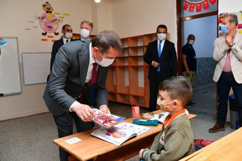 Yüz yüze eğitim anasınıfı ve ilkokul 1’inci sınıflarda başladı
