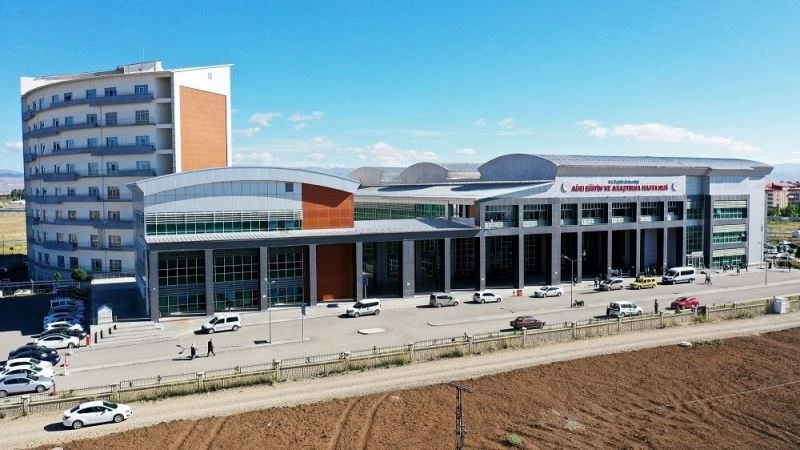 İbrahim Çeçen Üniversitesi Eğitim ve Araştırma Hastanesi’nde 2 doktor hasta kabulüne başladı
