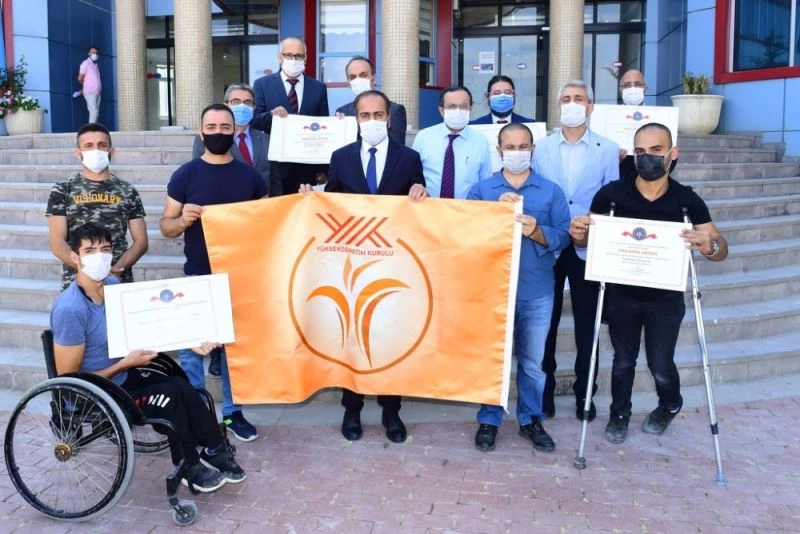 Van YYÜ’de ‘engelsiz üniversite’ çalışması
