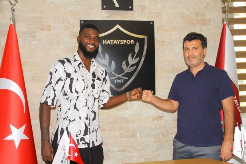 Hatayspor, Billong’u kadrosuna kattı
