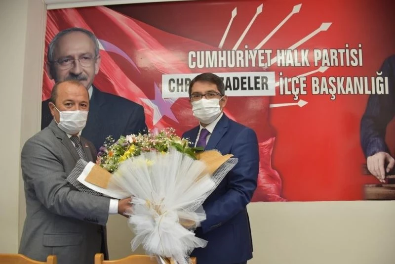 Başkan Çelik’ten kongrelerini tamamlayan siyasi partilere ziyaret
