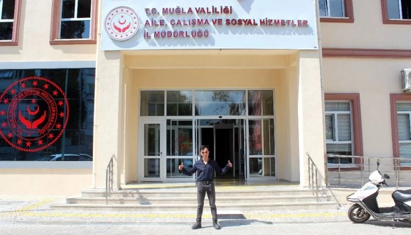 Bir yaşında tanıştığı kurumda memur oldu
